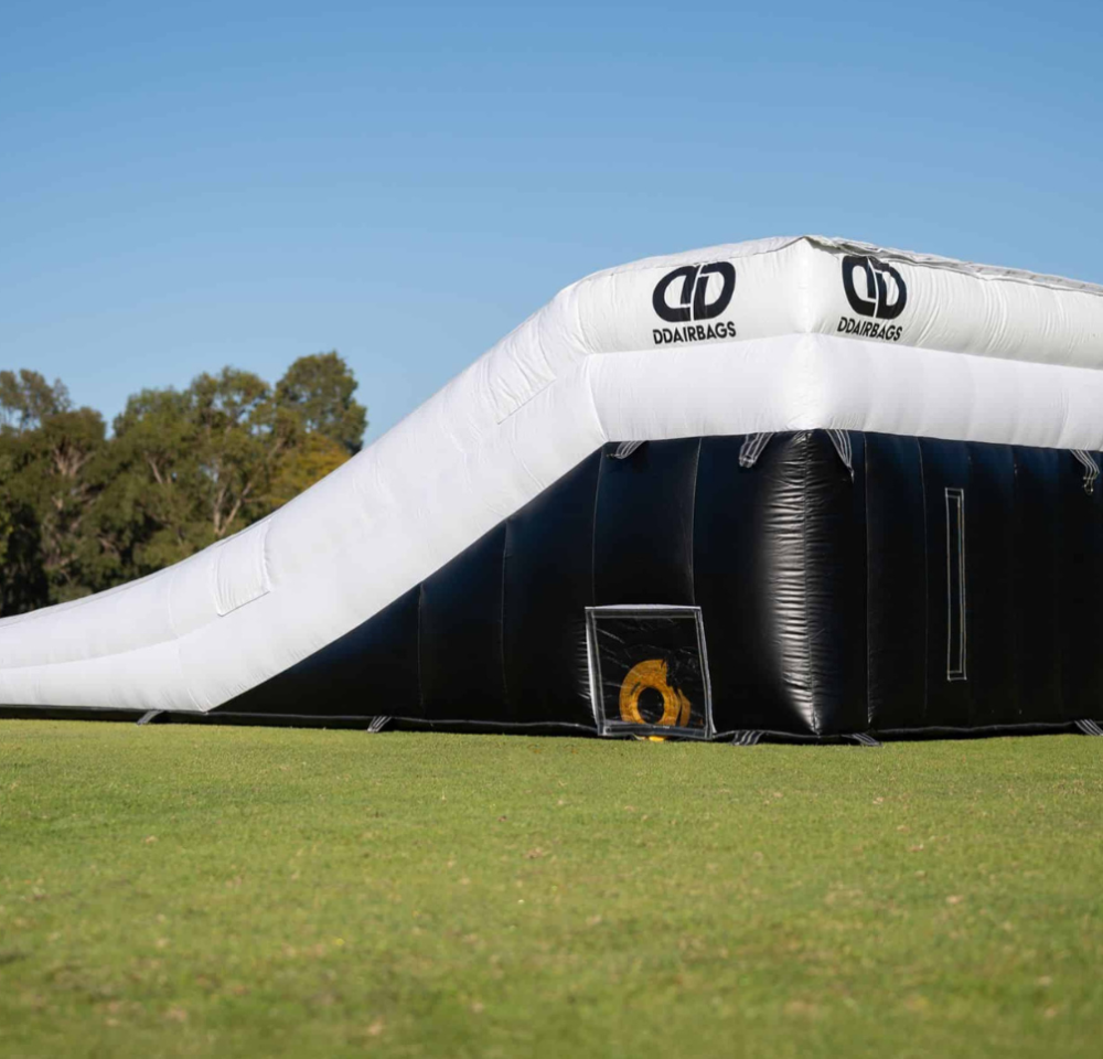 MTB NextStep Airbag Landing