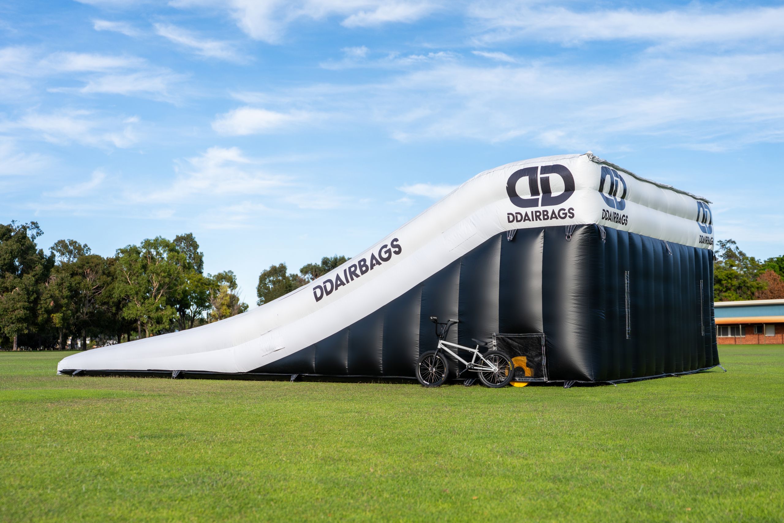 NEW: Elite Nextstep Airbag Landing